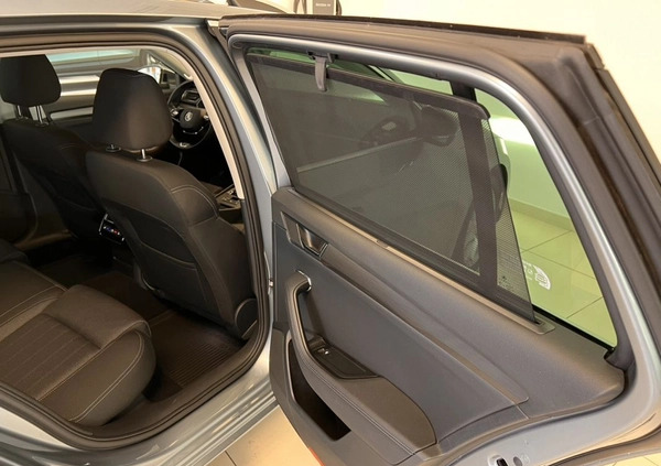 Skoda Superb cena 114500 przebieg: 114135, rok produkcji 2020 z Piła małe 172